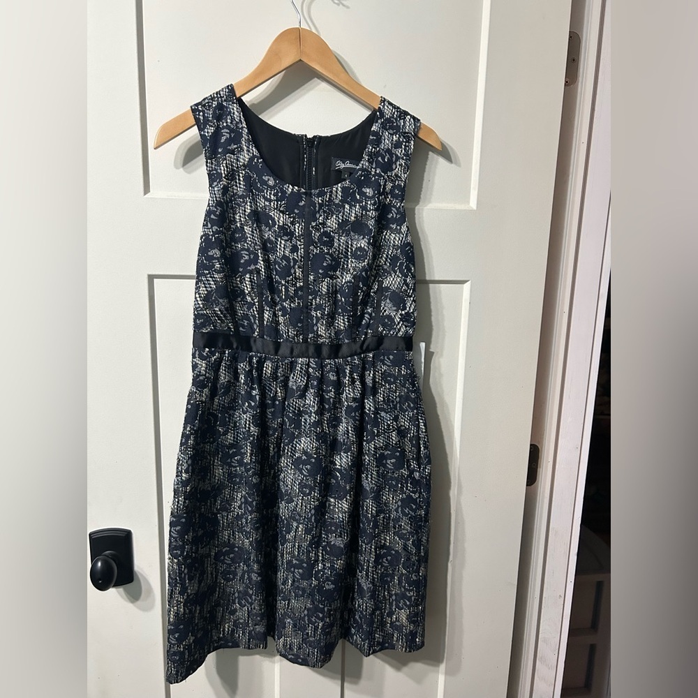 Elegant Floral Oleg Cassin Mid Length Dress
